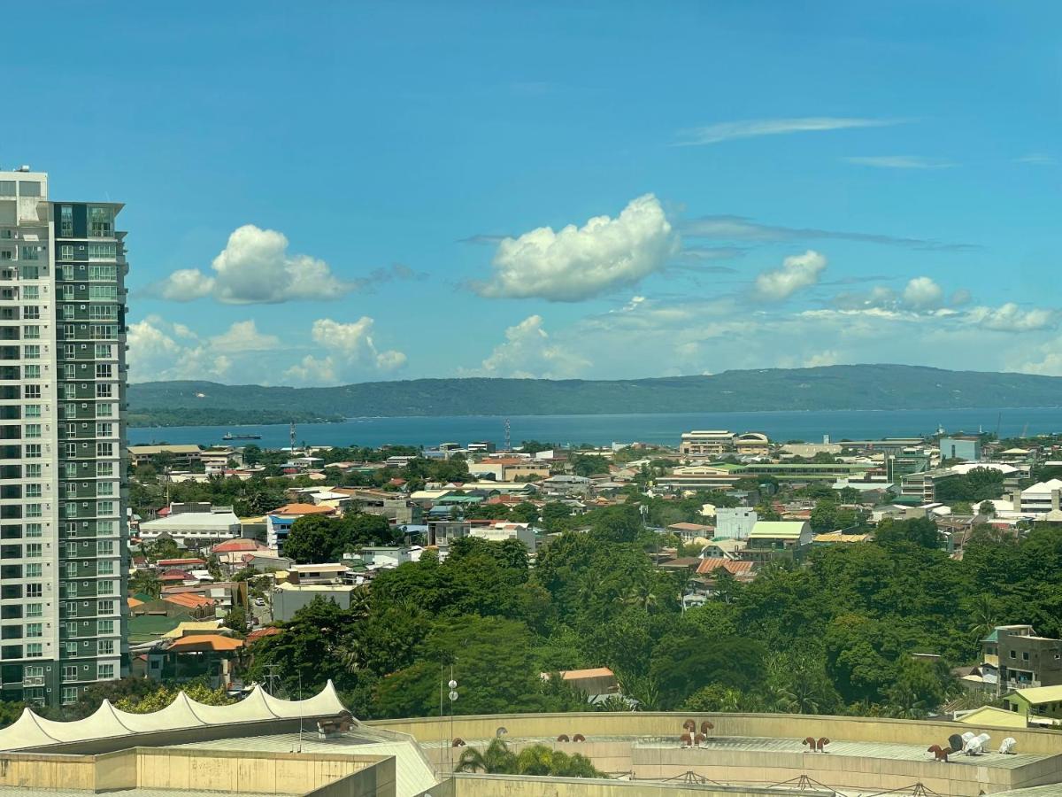 Inspiria Lejlighedshotel Davao City Eksteriør billede